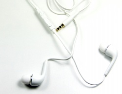 Słuchawki SAMSUNG EO-EG900BW